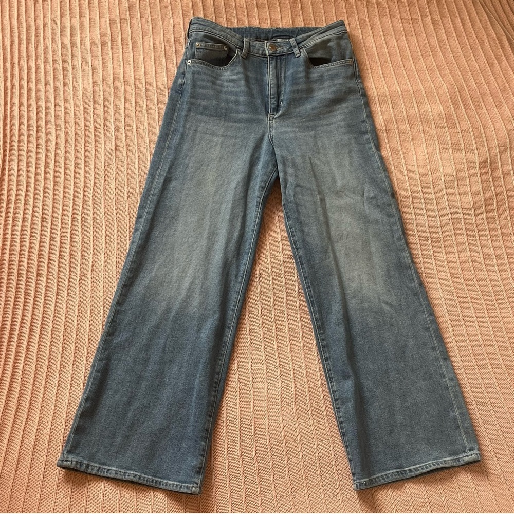 H&M Wide Leg High Waisted Jeans 💙